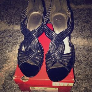 Elle size 10 black heels 🔥🔥